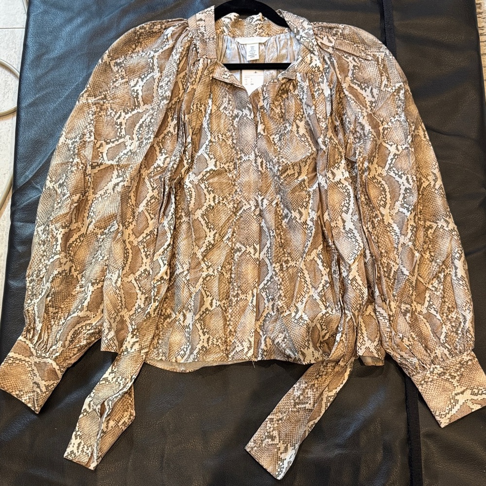 H&M Beige Snake Print Top